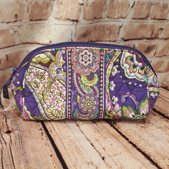 Vera Bradley Handbags - Vera Bradley Makeup bag